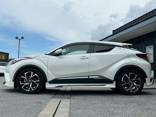 トヨタ Ｃ−ＨＲ ハイブリッド １．８ Ｇ H29年 (近畿) 99