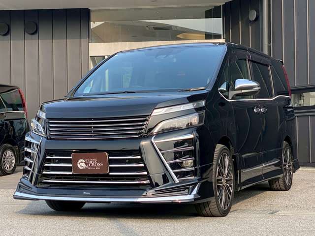 トヨタ ヴォクシー ２．０ ＺＳ 煌ＩＩ R1年 (近畿) 99