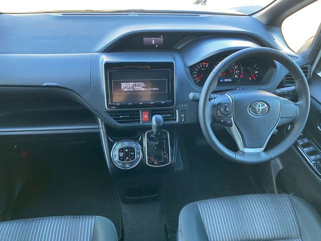 トヨタ ヴォクシー ２．０ ＺＳ H29年 (近畿) 99