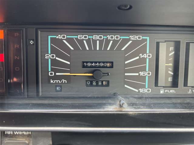 日産 グロリアバン ２．０ Ｖ２０Ｅ ＧＬ H10年 (関東) 99