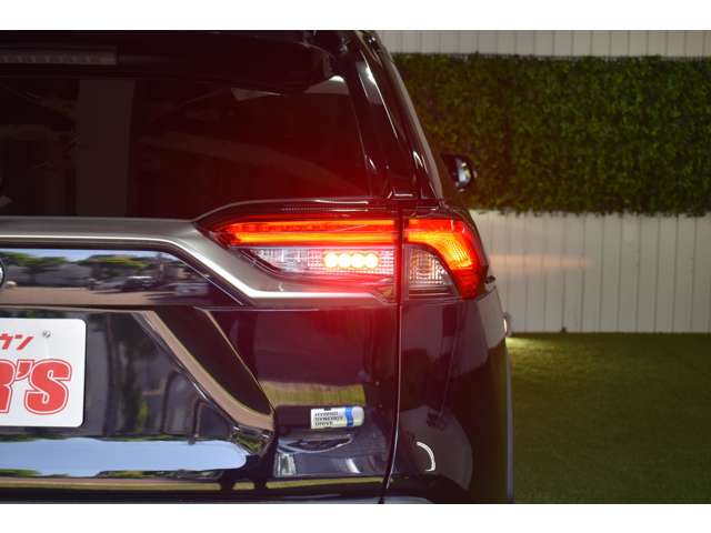 トヨタ ＲＡＶ４ ２．５ ハイブリッド Ｇ Ｅ－ＦＯＵＲ ４ＷＤ R1年 (北海道) 99
