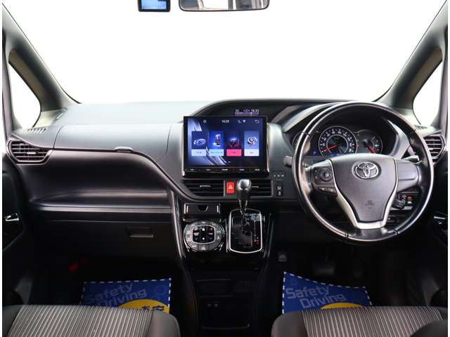 トヨタ ヴォクシー ２．０ ＺＳ H30年 (関東) 99