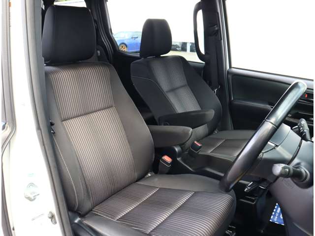 トヨタ ヴォクシー ２．０ ＺＳ H30年 (関東) 99