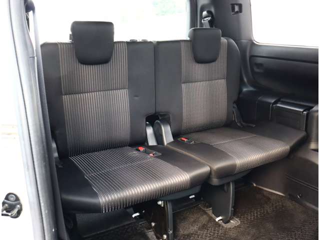 トヨタ ヴォクシー ２．０ ＺＳ H30年 (関東) 99