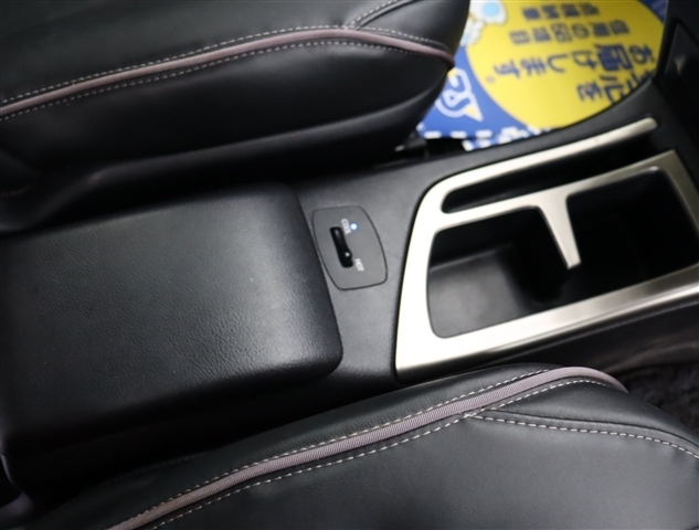 トヨタ ノア ２．０ ＳＩ H27年 (関東) 99