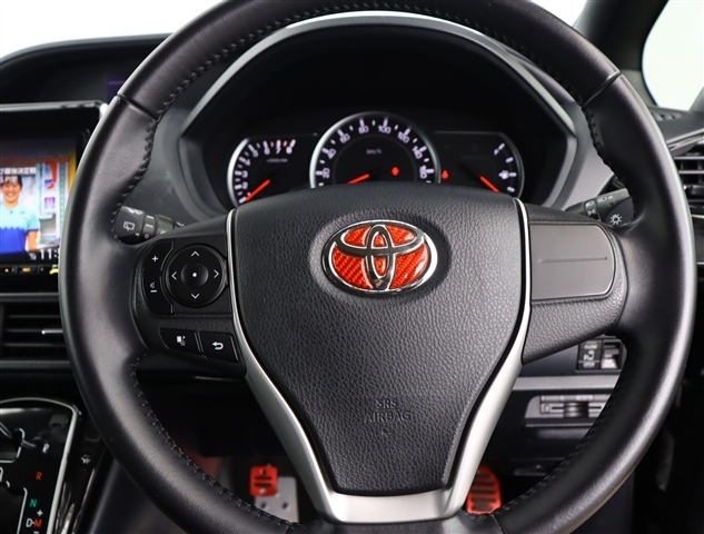 トヨタ ノア ２．０ ＳＩ H27年 (関東) 99