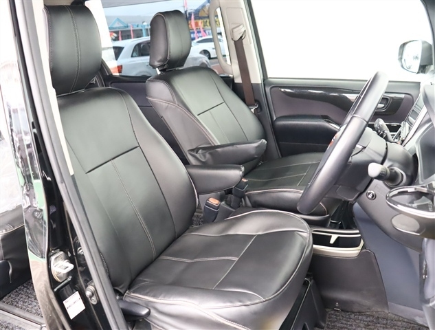 トヨタ ノア ２．０ ＳＩ H27年 (関東) 99