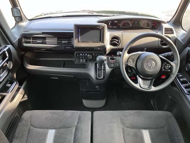 ホンダ Ｎ　ＢＯＸ カスタム ６６０ Ｌ R4年 (九州・沖縄) 99