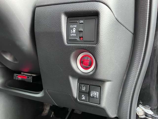 ホンダ Ｎ　ＢＯＸ カスタム ６６０ Ｌ R4年 (九州・沖縄) 99