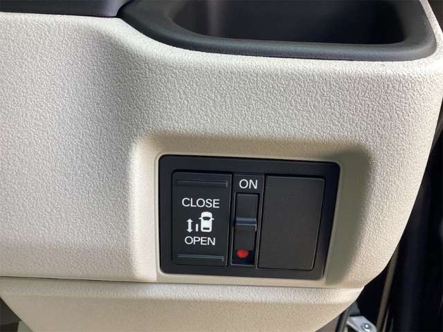 ホンダ Ｎ　ＢＯＸ ６６０ R8年 (近畿) 99