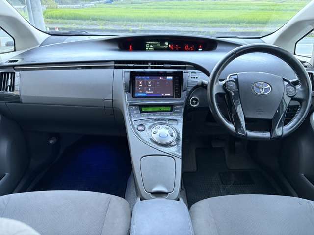 トヨタ プリウス １．８ Ｓ ＬＥＤエディション H23年 (近畿) 99