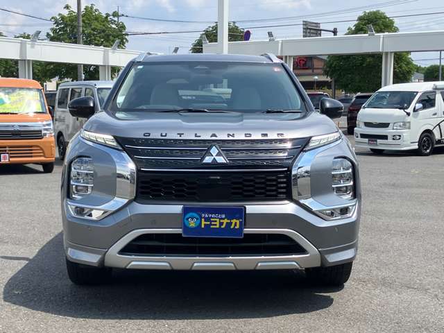 三菱 アウトランダーＰＨＥＶ ＰＨＥＶ ２．４ Ｐ ４ＷＤ R5年 (関東) 99