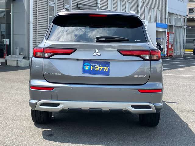 三菱 アウトランダーＰＨＥＶ ＰＨＥＶ ２．４ Ｐ ４ＷＤ R5年 (関東) 99