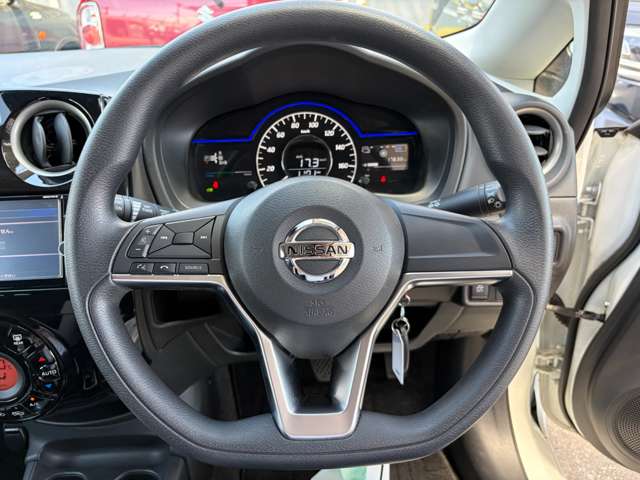 日産 ノート １．２ Ｅ－ＰＯＷＥＲ Ｘ H30年 (関東) 99