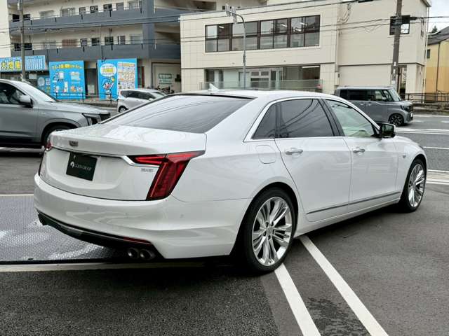 キャデラック ＣＴ６ プラチナム ４ＷＤ R1年 (近畿) 99