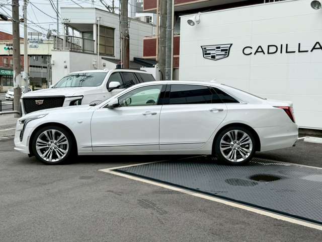 キャデラック ＣＴ６ プラチナム ４ＷＤ R1年 (近畿) 99