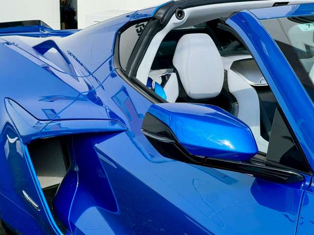 シボレー コルベット Ｅ－ＲＡＹ ３ＬＺ ４ＷＤ R7年 (近畿) 99