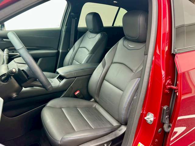キャデラック ＸＴ４ スポーツ ４ＷＤ R7年 (近畿) 99