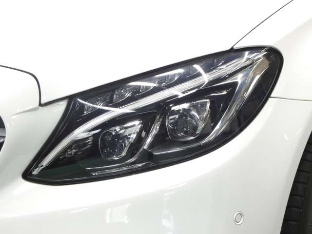 メルセデスベンツ Ｃクラスワゴン Ｃ２００ スポーツ 本革仕様 H29年 (関東) 99
