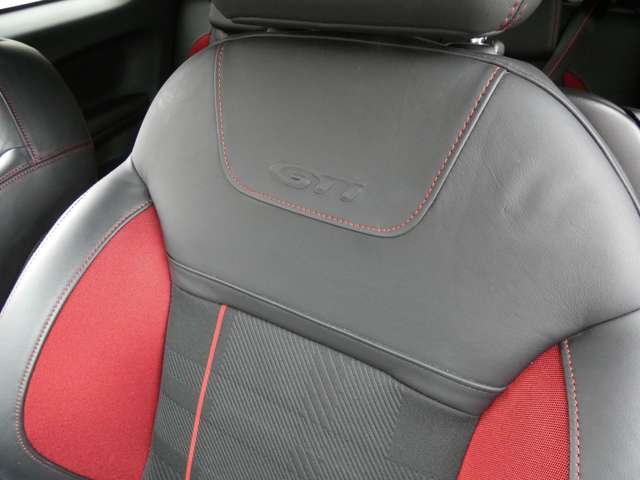 プジョー ２０８ ＧＴｉ H25年 (関東) 99