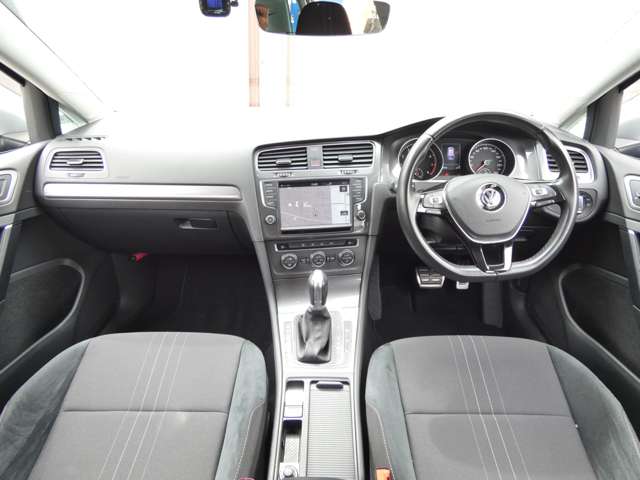 フォルクスワーゲン ゴルフ　オールトラック ＴＳＩ ４モーション アップグレード パッケージ ４ＷＤ H28年 (関東) 99