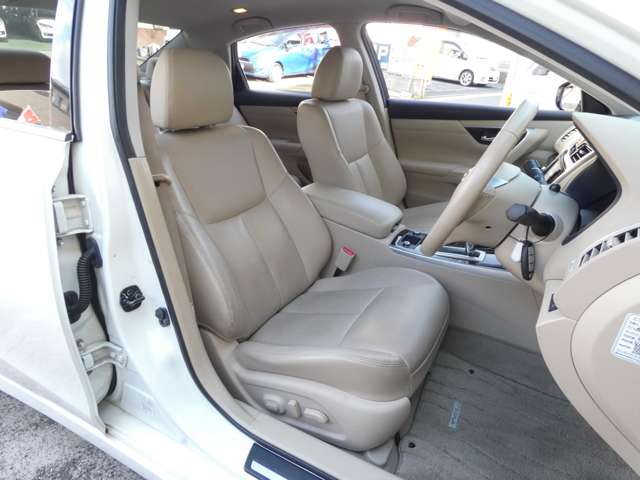 日産 ティアナ ２．５ ＸＶ H26年 (関東) 99