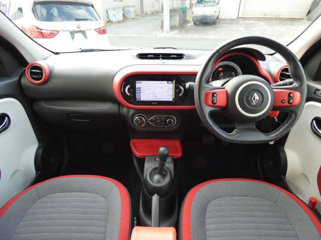 ルノー トゥインゴ インテンス　キャンバストップ R1年 (関東) 99