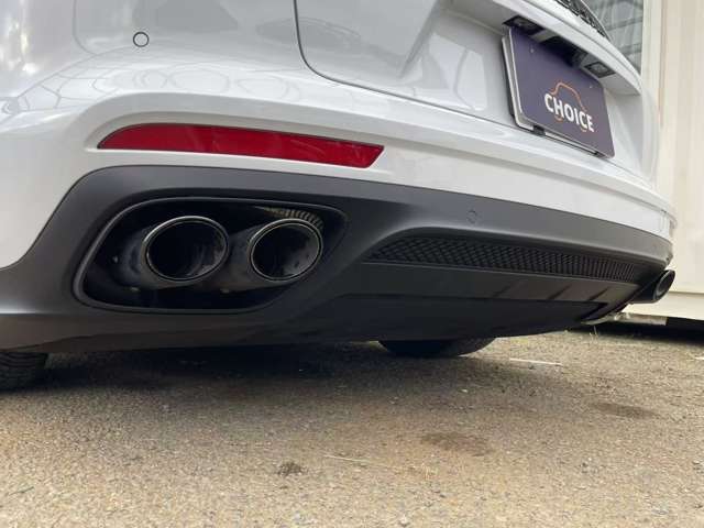 ポルシェ パナメーラ　スポーツツーリスモ ＧＴＳ ＰＤＫ ４ＷＤ R2年 (関東) 99