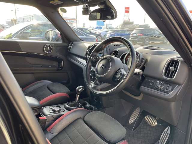 ミニ ミニクロスオーバー ジョン・クーパー・ワークス ４ＷＤ R1年 (関東) 99