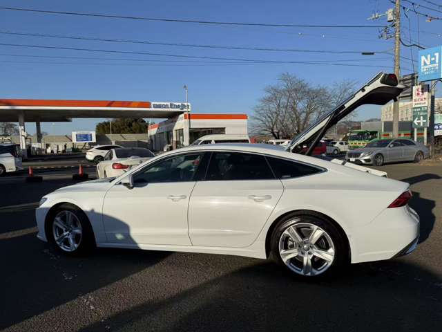 アウディ Ａ７　スポーツバック ４５ ＴＦＳＩ クワトロ ４ＷＤ R2年 (関東) 99