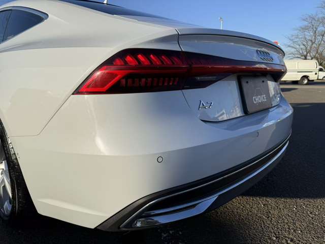 アウディ Ａ７　スポーツバック ４５ ＴＦＳＩ クワトロ ４ＷＤ R2年 (関東) 99