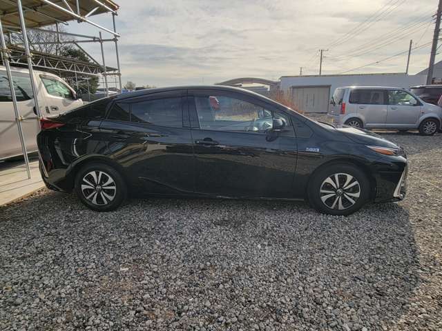 トヨタ プリウスＰＨＶ １．８ Ｓ H29年 (関東) 99