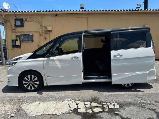 日産 セレナ ２．０ ハイウェイスター H29年 (関東) 99