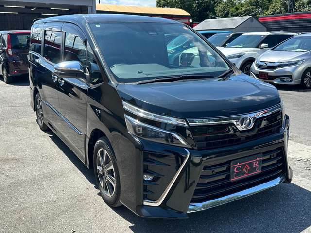 トヨタ ヴォクシー ２．０ ＺＳ 煌ＩＩ R1年 (関東) 99