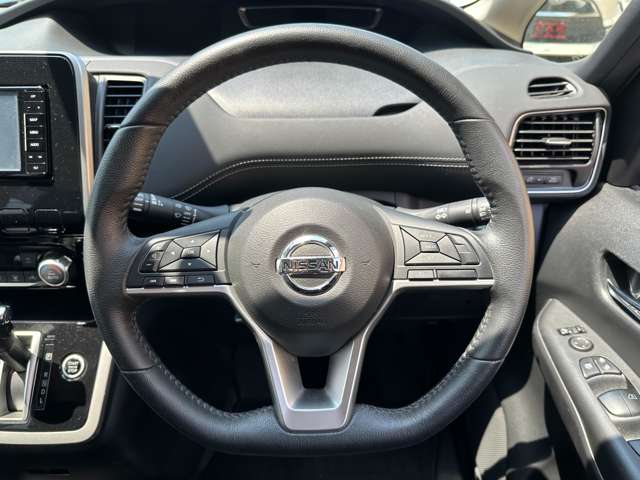 日産 セレナ ２．０ ハイウェイスター Ｖセレクション H29年 (関東) 99