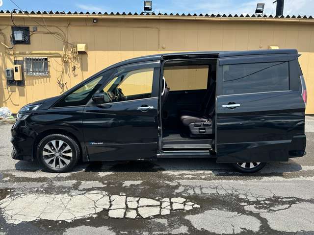 日産 セレナ ２．０ ハイウェイスター Ｖセレクション H29年 (関東) 99