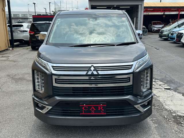 三菱 デリカ　Ｄ：５ アーバンギア ２．２ Ｇ パワーパッケージ ディーゼルターボ ４ＷＤ R1年 (関東) 99