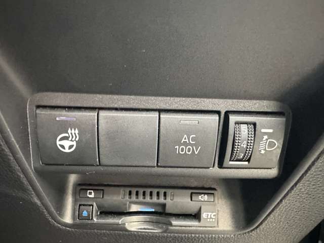 トヨタ アクア １．５ Ｚ R3年 (関東) 99