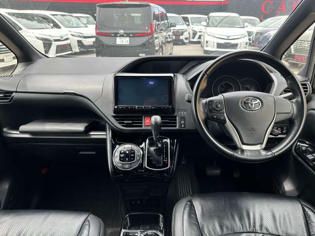 トヨタ ヴォクシー ２．０ ＺＳ H29年 (関東) 99