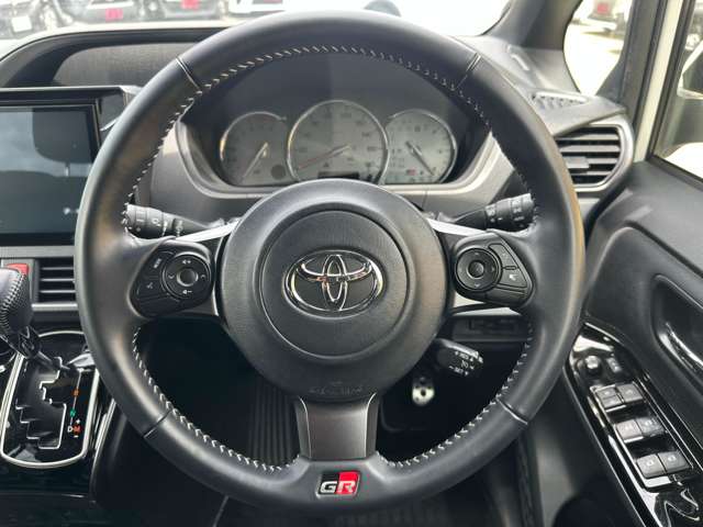 トヨタ ヴォクシー ２．０ ＺＳ ＧＲ スポーツ H29年 (関東) 99
