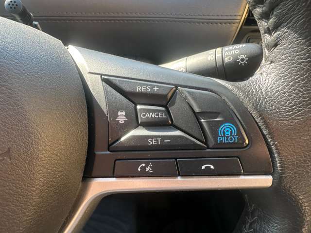 日産 セレナ ２．０ ハイウェイスター Ｖ R4年 (関東) 99