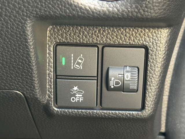 ホンダ Ｎ　ＢＯＸ カスタム ６６０ Ｌ R4年 (関東) 99