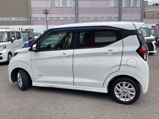 日産 デイズ ６６０ ハイウェイスターＸ R3年 (近畿) 99