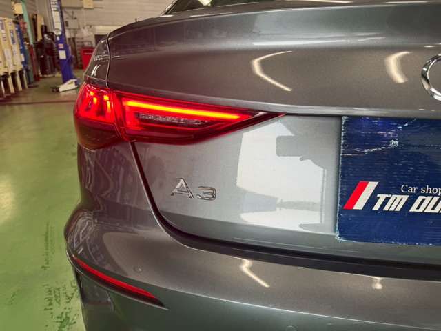 アウディ Ａ３　セダン ４０ ＴＦＳＩ クワトロ Ｓライン ４ＷＤ R4年 (東海) 99