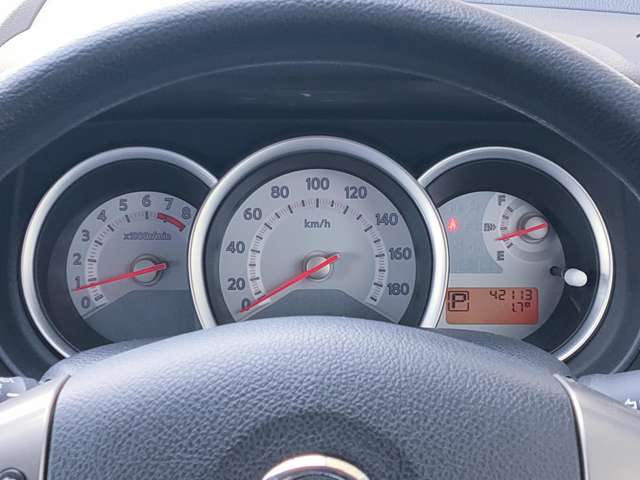 日産 ティーダ １．５ １５Ｓ プラスナビＨＤＤ H21年 (近畿) 99
