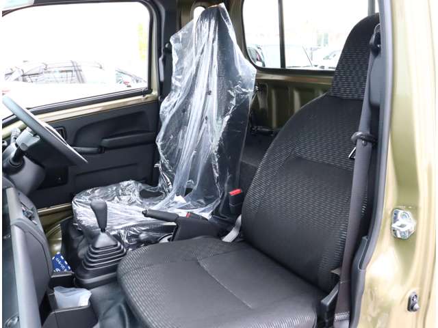 ダイハツ ハイゼットトラック ６６０ ジャンボ エクストラ ３方開 ４ＷＤ R8年 (関東) 99