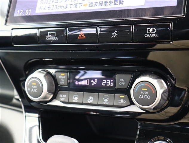 日産 セレナ １．２ Ｅ－ＰＯＷＥＲ ＡＵＴＥＣＨ セーフティパッケージ R3年 (関東) 99