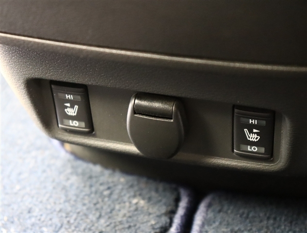 日産 セレナ １．２ Ｅ－ＰＯＷＥＲ ＡＵＴＥＣＨ セーフティパッケージ R3年 (関東) 99