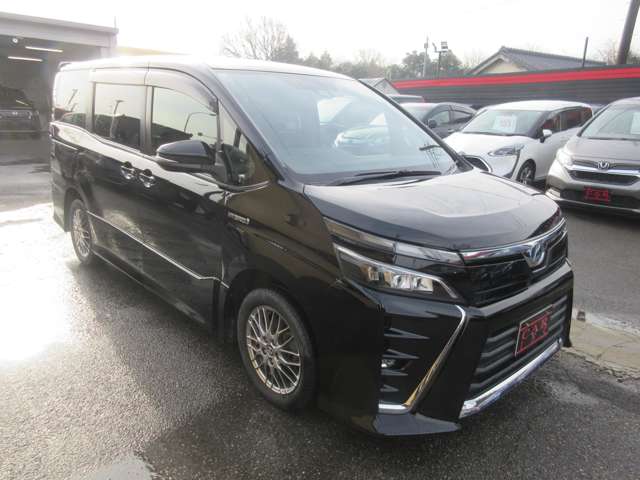 トヨタ ヴォクシー １．８ ハイブリッド ＺＳ H30年 (関東) 99