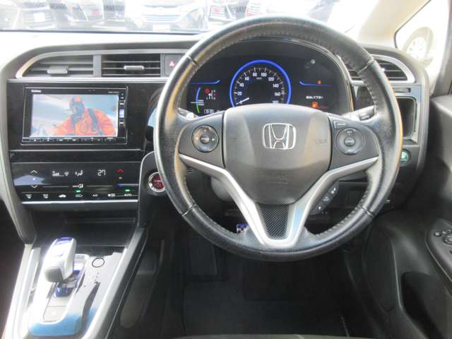 ホンダ シャトル １．５ ハイブリッド Ｘ H29年 (関東) 99